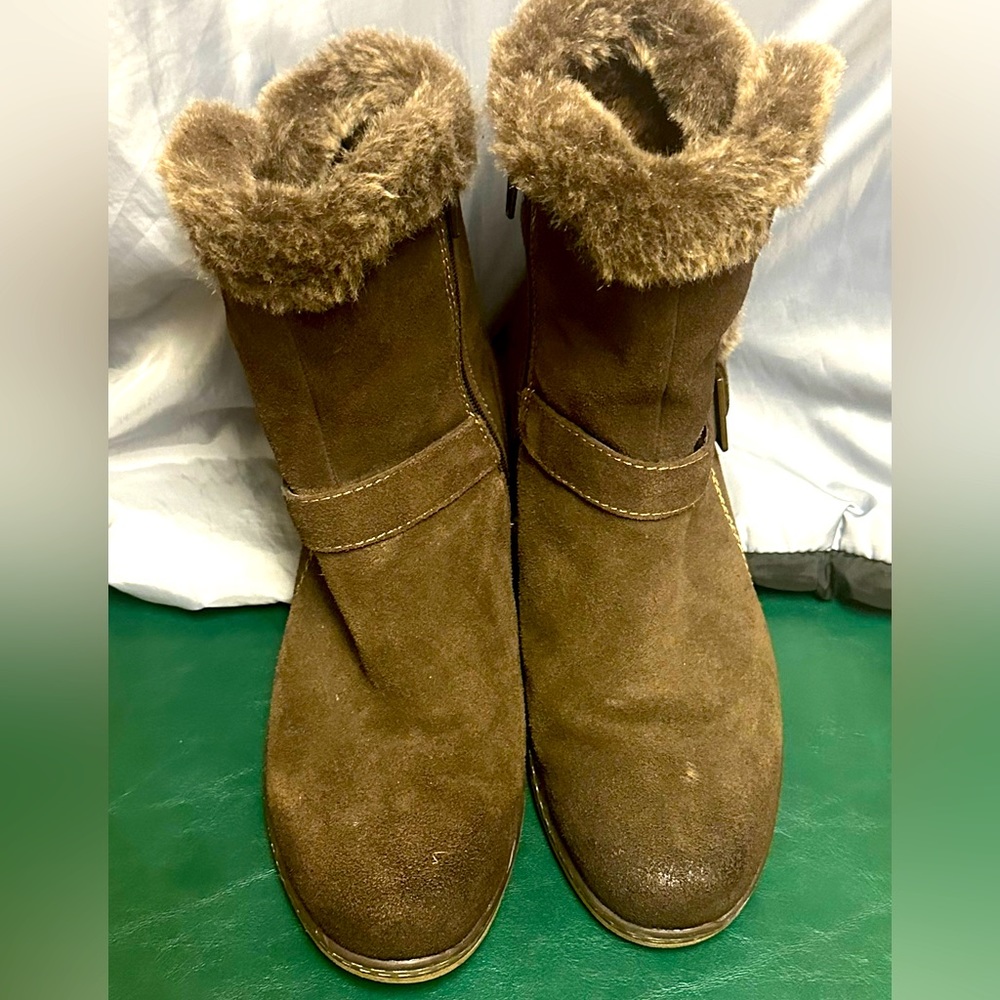 Spring Step Suede Boots Size 40 GUC 9.5 Med